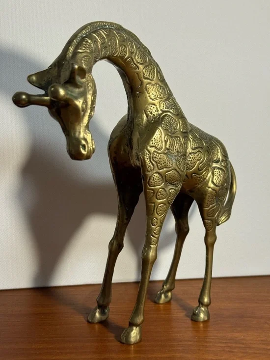 Brass Giraffe Figurine - Textured Metal Décor - Picture 5 of 11